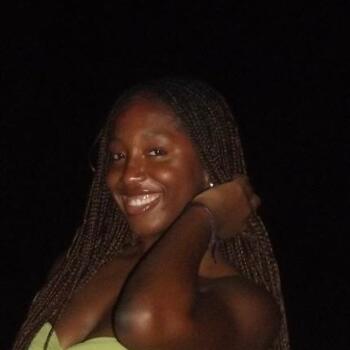 Babysitter στην περιοχή Quinta Do Conde: Raissa