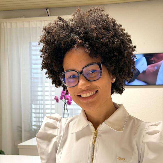 Babysitter in Zurich: Fernanda