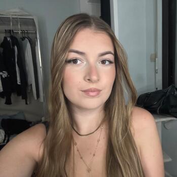 Babysitter in Nantes: Elise