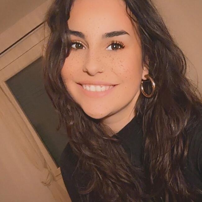 Babysitter in Lyon: Lucie