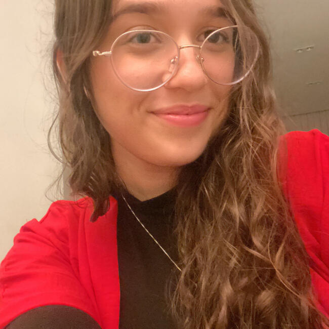 Babysitter in Aracaju: Anna eliza