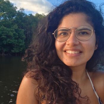 Babysitter in Vitória: Yasmin