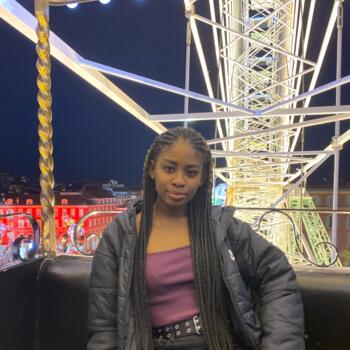 Baby-sitter Nice: Dona Ludgie