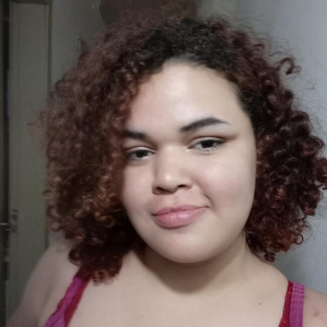 Babysitter in Canela: Tauany