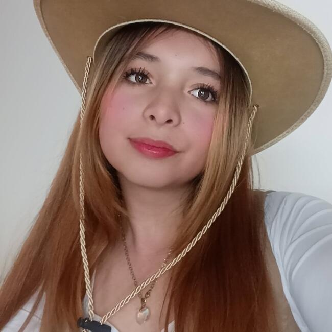 Babysitter in Chía: Angela
