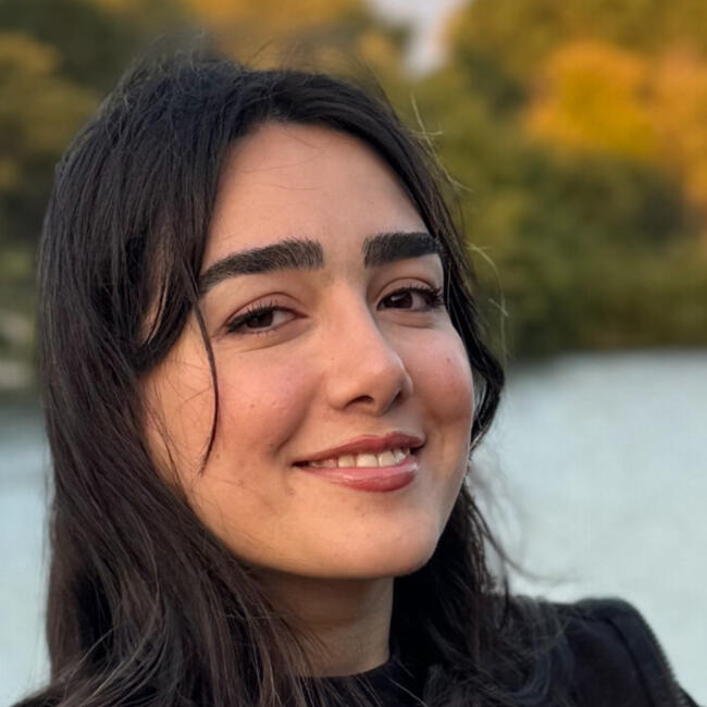 Baby-sitter in Richmond Hill: Zara