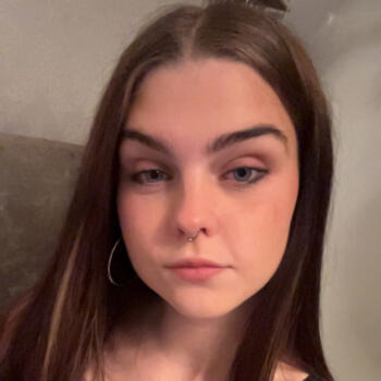 Babysitter in Plymouth: Charlotte