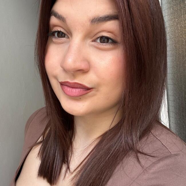 Babysitter in Aigáleo: Μαρινα