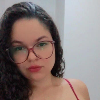Babá em Betim: Vitoria