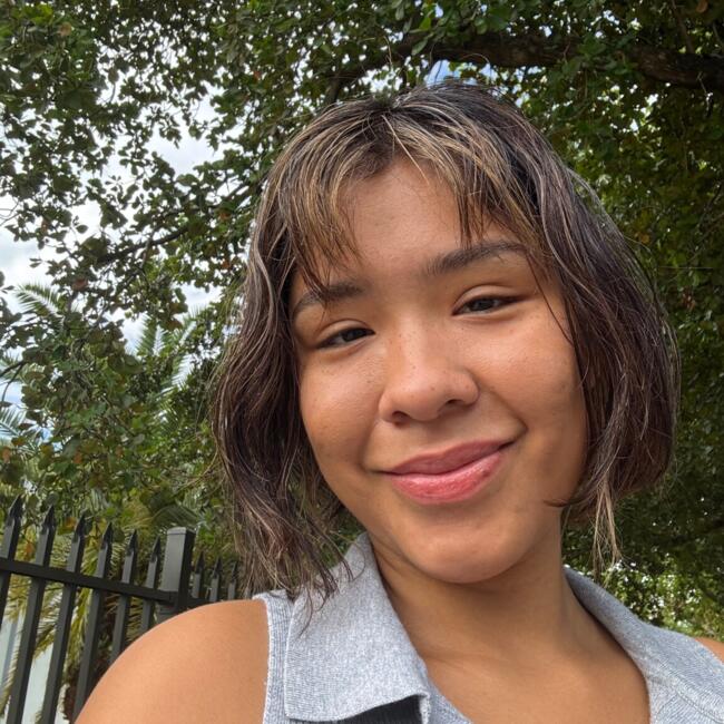 Babysitter in Miami: Alexandra