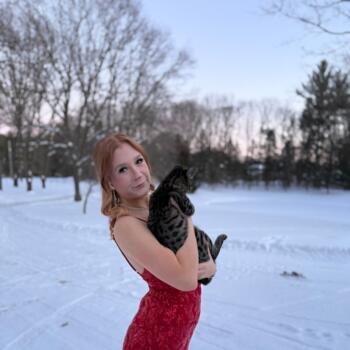 Babysitter in Comstock Park: Hailey