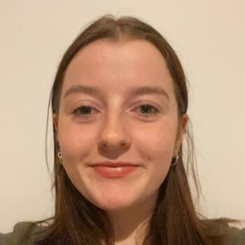 Babysitter in Ballarat: Ruby