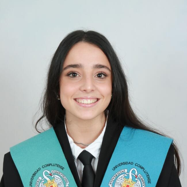 Babysitter in Santiago de Compostela: Lucia