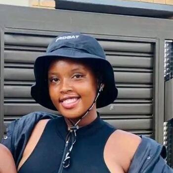 Babysitter in Vosloorus: OLESEGO KEWAME