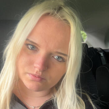 Babysitter in Attleborough: Laura