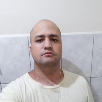 Babysitting job in Hortolândia: babysitting job Breendon