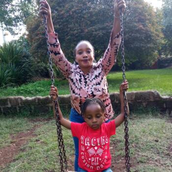 Babysitter in Doha: Belinda