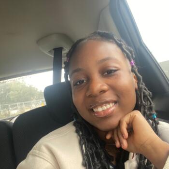 Babysitter in Antwerp: Louise