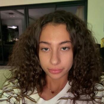 Babysitter in Grasse: Nesrine
