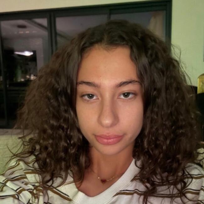 Babysitter in Grasse: Nesrine