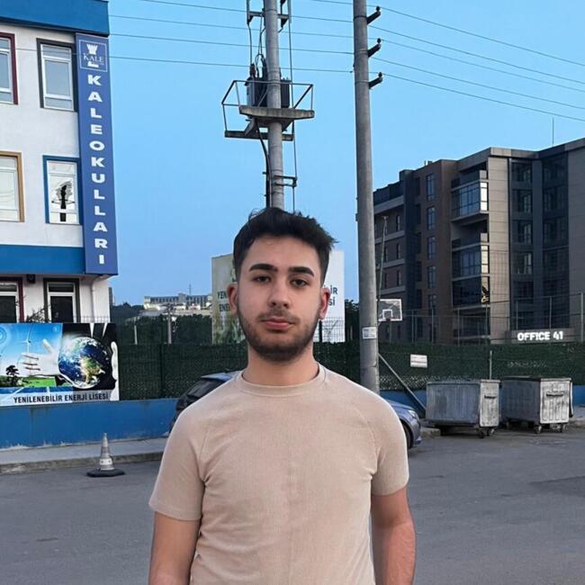 Chůva v Praha: İbrahim Taha