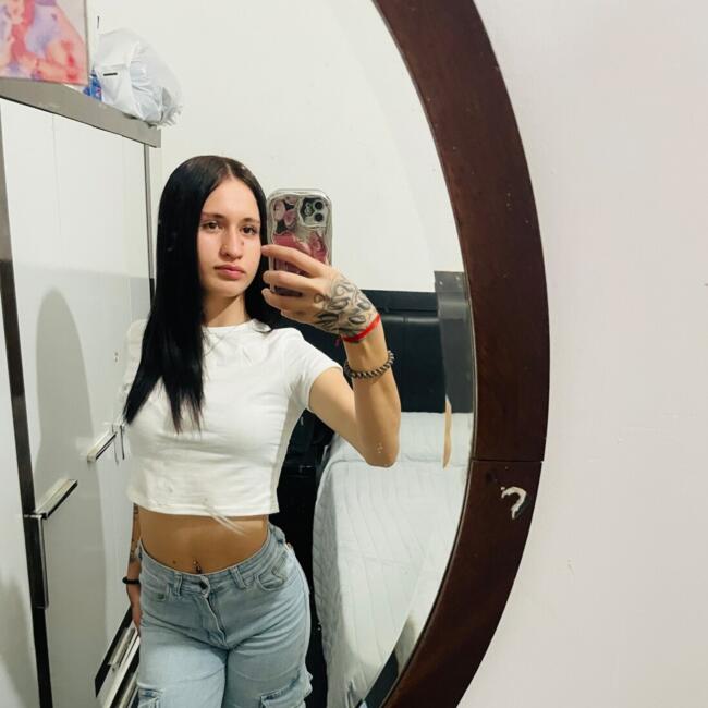 Babysitter in Montevideo: Kiara