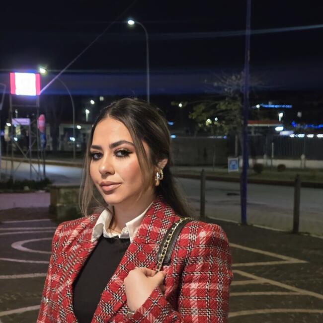 Babysitter in Vitulazio: Nadia