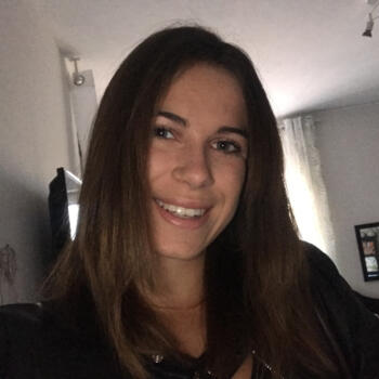 Baby-sitter in Châteauroux: Océane