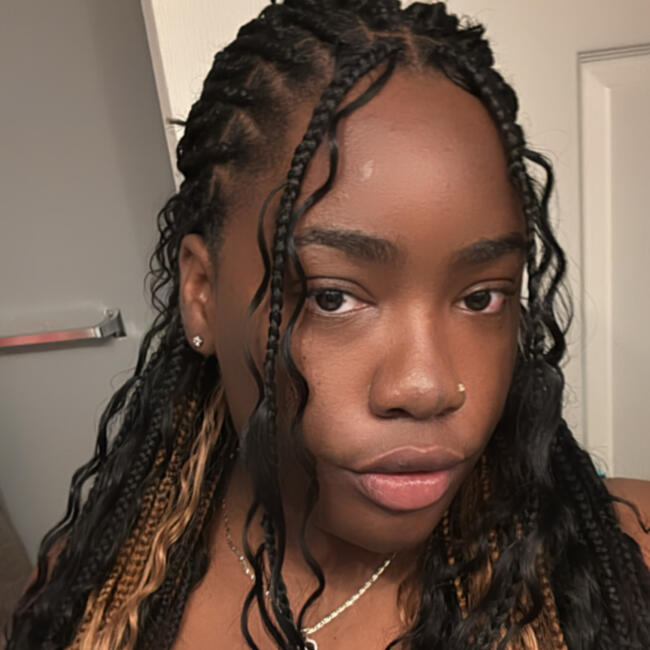 Babysitter in Pompano Beach: Kyla