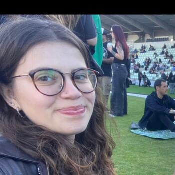 Babysitter Mafra: Inês