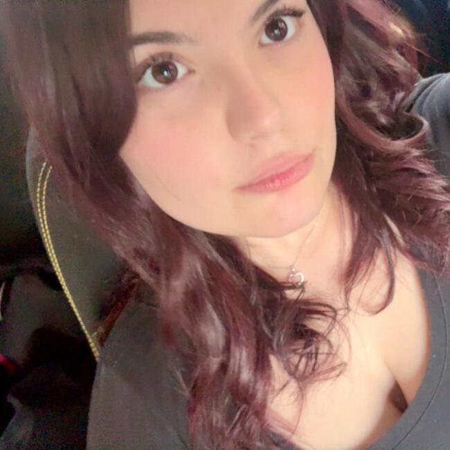 Babysitter in Naples: Iris