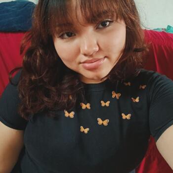 Babysitter Ananindeua: Alice