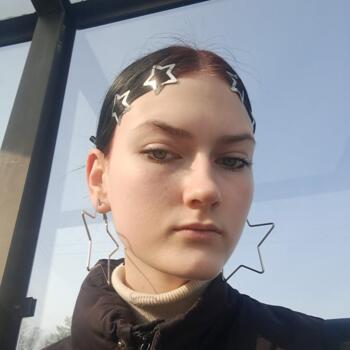 Auklė Pelėdnagiai: Emilija