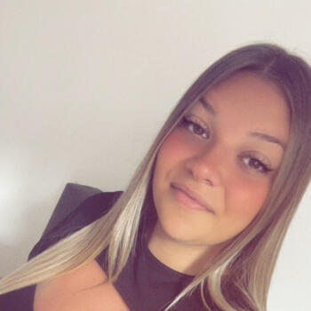 Babysitter in Verviers: Serena