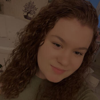 Babysitter in Jauldes: Clelia