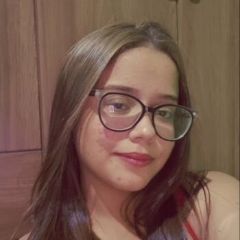 Babá em Rio Branco: Raiany