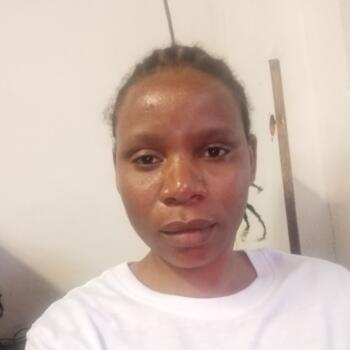 Babysitter Cape Town: Aminah