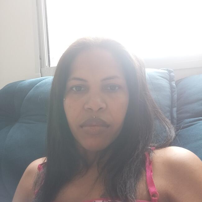 Emprego de babá em São Paulo: Alcione