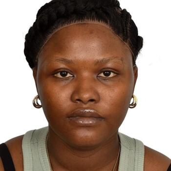 Babysitter in Krakow: Adeyemi