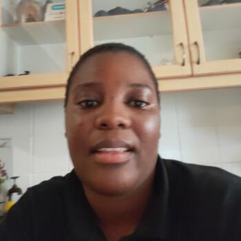 Babysitter Cape Town: Tafadzwa