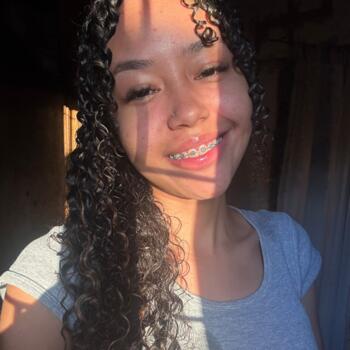 Babysitter Campo Grande: Caroline