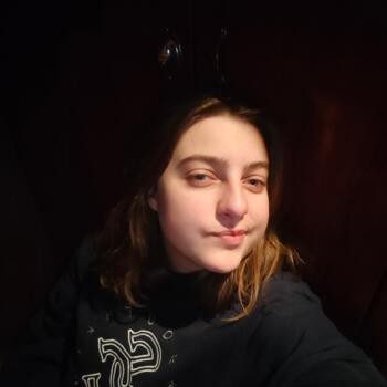 Babysitter Compiègne: Constance