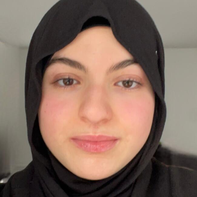 Babysitter in Villeneuve-le-Roi: Scherazade