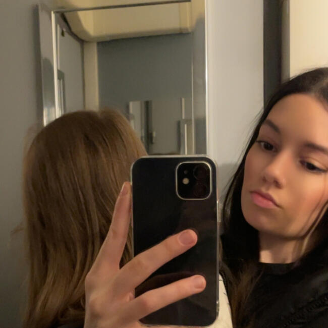 Babysitter in Chennevières-sur-Marne: Louna