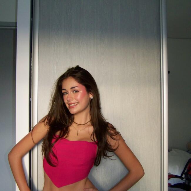 Babysitter in Paris: Ninon