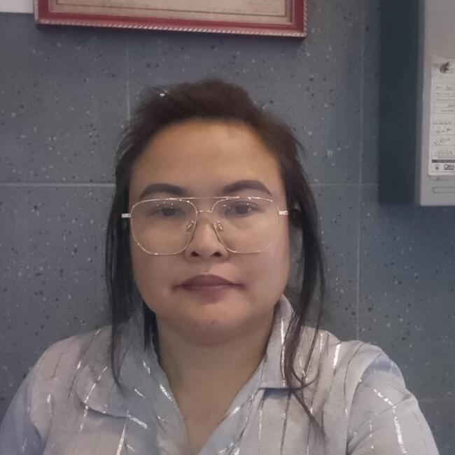 جليسة أطفال في دبي: Agnes