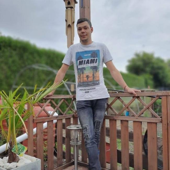 Babysitter in Sambreville: Jérôme