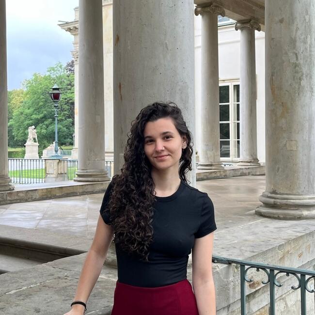 Babysitter in Arada: Maria