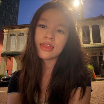 Babysitter in Singapore Island: Steffi