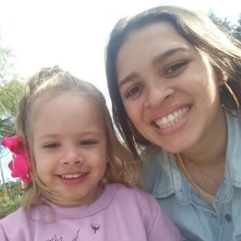 Emprego de babá em Tubarão: emprego de babá Kauany